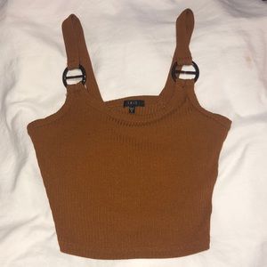 Slightly cropped tank top